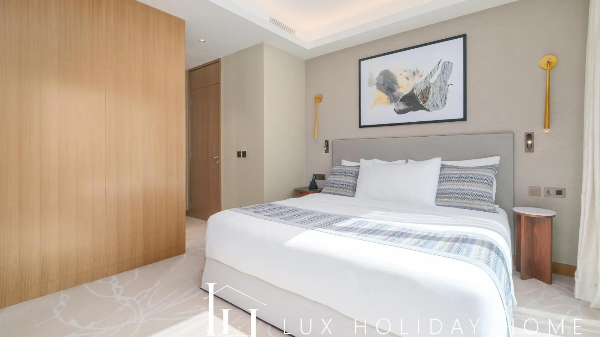 Lux The Address Opera Downtown Suite Dubai 0*,